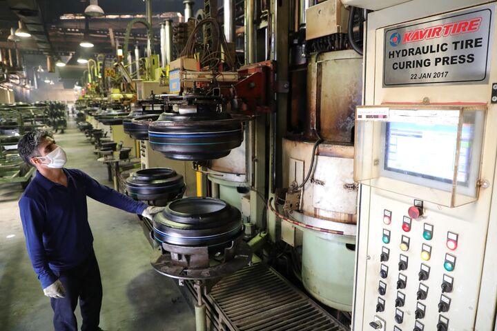 تورم تولید در بهار امسال کاهش یافت تورم تولید در بهار امسال کاهش یافت