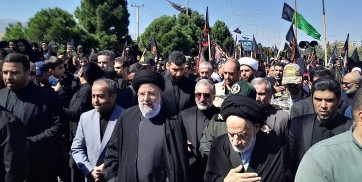 رئیس جمهور در مراسم جاماندگان اربعین در بیرجند شرکت کرد رئیس جمهور در مراسم جاماندگان اربعین در بیرجند شرکت کرد