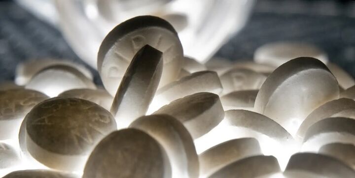 مصرف روزانه آسپرین در افراد بزرگسال از دیابت جلوگیری کنید مصرف روزانه آسپرین در افراد بزرگسال از دیابت جلوگیری کنید