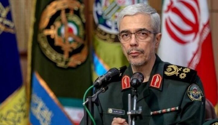 تقدیر سرلشکر باقری از نیروهای مسلح و حشدالشعبی عراق بابت امنیت مراسم اربعین تقدیر سرلشکر باقری از نیروهای مسلح و حشدالشعبی عراق بابت امنیت مراسم اربعین