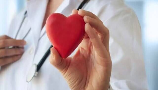 ۱۷ عادتی که برای سلامت قلب ضرر دارد ۱۷ عادتی که برای سلامت قلب ضرر دارد