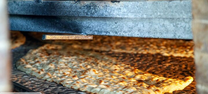 توزیع بیش از سه هزار تن سهمیه آرد ویژه دهه پایانی صفر در مشهد آغاز شد توزیع بیش از سه هزار تن سهمیه آرد ویژه دهه پایانی صفر در مشهد آغاز شد