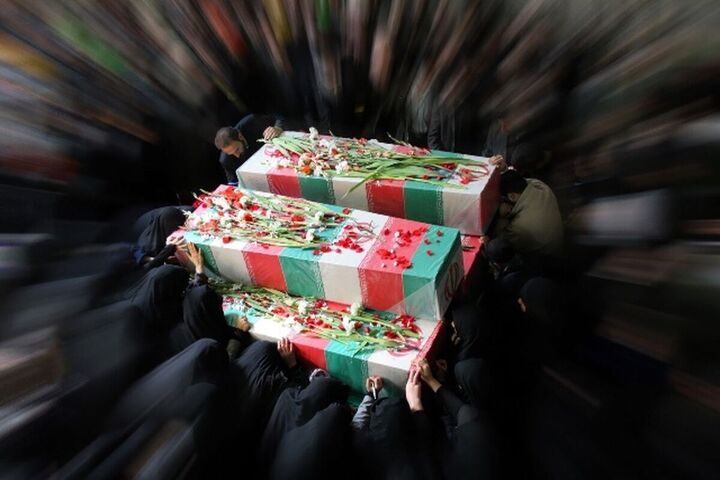 استواری جمهوری اسلامی مرهون مردم و شهدا است استواری جمهوری اسلامی مرهون مردم و شهدا است