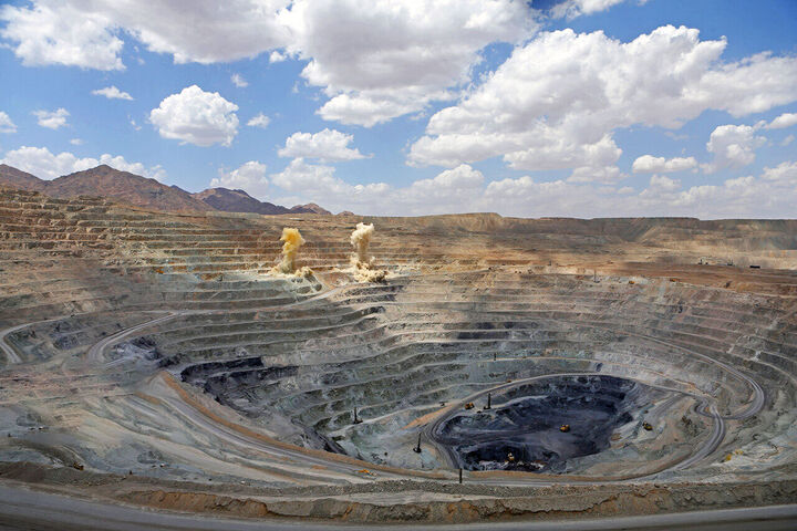 اجرای طرح تحول اکتشافات ذخایر معدنی با رویکرد بهرهگیری از جدیدترین فناوریها اجرای طرح تحول اکتشافات ذخایر معدنی با رویکرد بهرهگیری از جدیدترین فناوریها