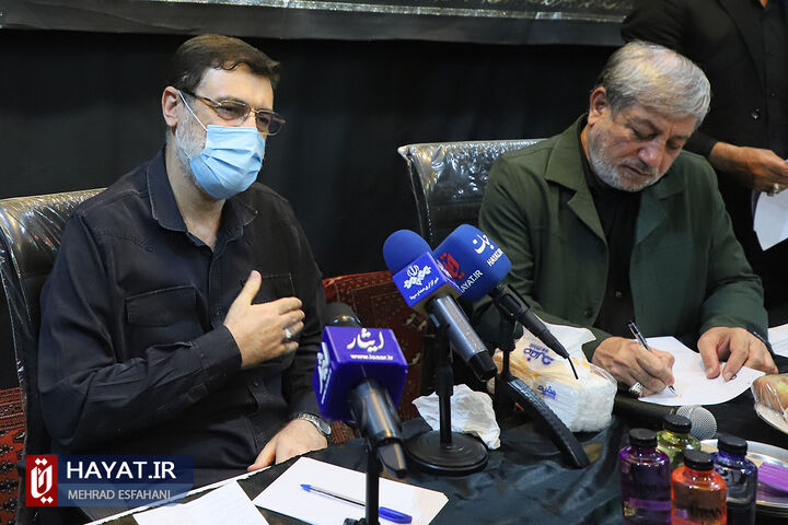 دیدار مردمی رئیس بنیاد شهید و امور ایثارگران با خانواده های شهدا