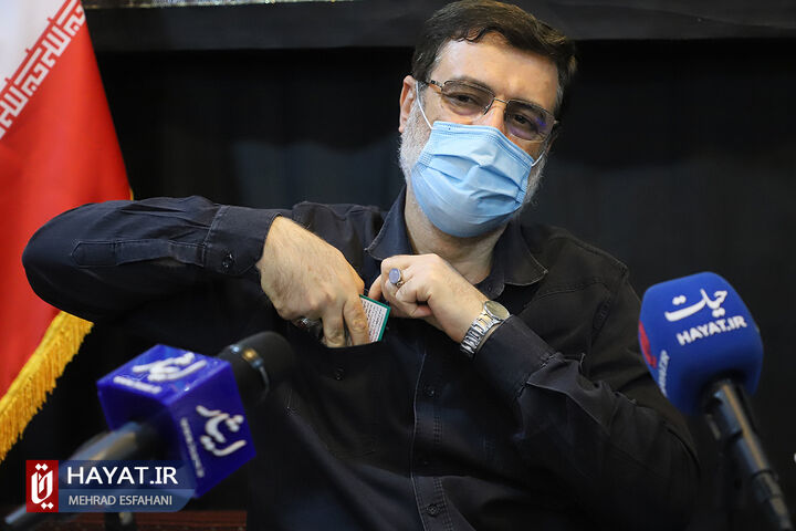 دیدار مردمی رئیس بنیاد شهید و امور ایثارگران با خانواده های شهدا