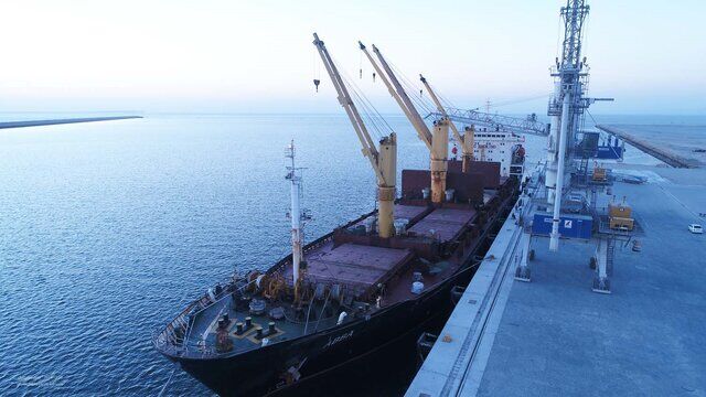 توسعه خط مستقیم کانتینری از بندر چابهار به هند توسعه خط مستقیم کانتینری از بندر چابهار به هند