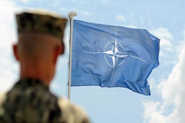 هشدار فرمانده ناتو درباره بروز «جنگ ترکیبی» در عمق دریاها هشدار فرمانده ناتو درباره بروز «جنگ ترکیبی» در عمق دریاها