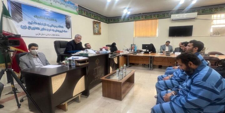 برگزاری دادگاه ۳ تن از عاملان دومین حمله تروریستی شاهچراغ با حضور متهمان و اولیای دم برگزاری دادگاه ۳ تن از عاملان دومین حمله تروریستی شاهچراغ با حضور متهمان و اولیای دم