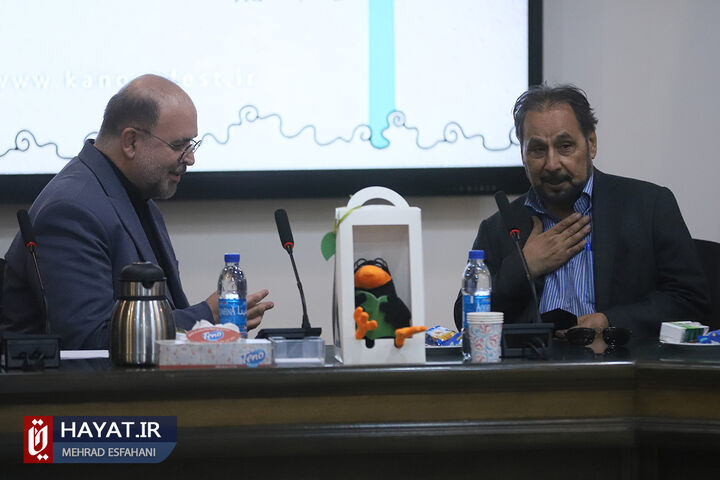 آیین رونمایی از پوستر بیست و پنجمین جشنواره بین المللی قصه گویی