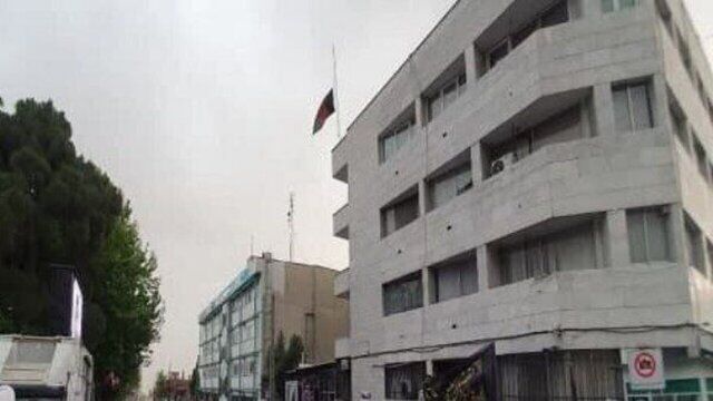 آغاز صدور پاسپورت الکترونیک در سفارت افغانستان در تهران آغاز صدور پاسپورت الکترونیک در سفارت افغانستان در تهران