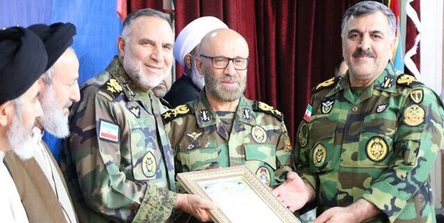 انتصاب فرمانده جدید قرارگاه منطقهای شمالغرب نیروی زمینی ارتش انتصاب فرمانده جدید قرارگاه منطقهای شمالغرب نیروی زمینی ارتش