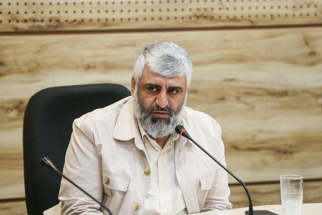 امضای قرارداد ساخت ۵ فیلم سینمایی در حوزه ایثار و شهادت امضای قرارداد ساخت ۵ فیلم سینمایی در حوزه ایثار و شهادت