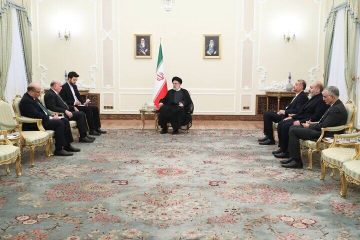 وزیر امور خارجه عراق با رئیسی دیدار کرد وزیر امور خارجه عراق با رئیسی دیدار کرد