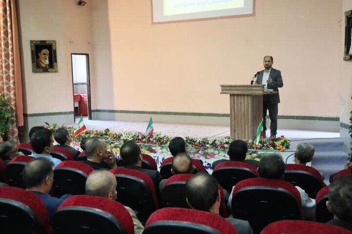 تلفن همراه بزرگترین آسیب و تهدید مدارس/ مدیر و معلم اخراجی نداریم تلفن همراه بزرگترین آسیب و تهدید مدارس/ مدیر و معلم اخراجی نداریم