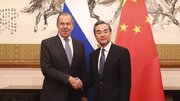 وزیر خارجه چین: پکن و مسکو سیاست خارجه مستقلی را دنبال می‌کنند