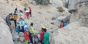 تلاش 40 ساعته امدادگران برای نجات ۶ دره‌نورد در ارتفاعات سبزکوه