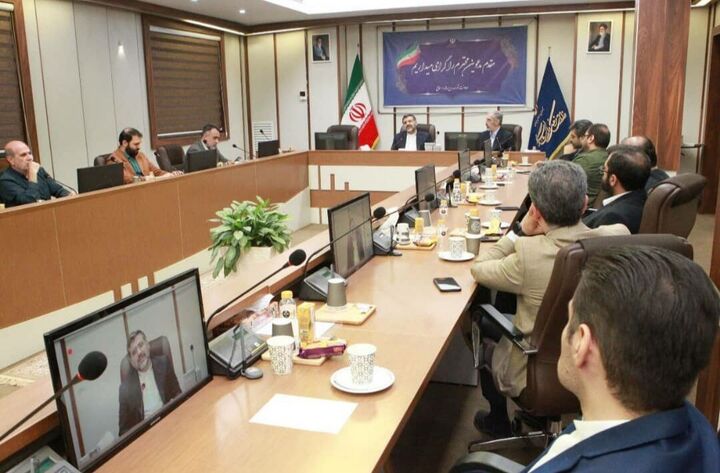 ۹۰ درصد جامعه هنری پایبند آرمانهای مردم ایران هستند ۹۰ درصد جامعه هنری پایبند آرمانهای مردم ایران هستند