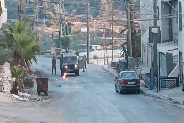 زخمیشدن نظامی صهیونیست در شمال الخلیل/ شهادت یک کودک فلسطینی زخمیشدن نظامی صهیونیست در شمال الخلیل/ شهادت یک کودک فلسطینی