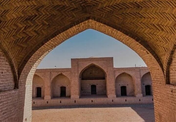 ثبت جهانی کاروانسراهای فرسفج و تاجآباد فرصتی برای پیوند اقتصادی همدان با جهان است ثبت جهانی کاروانسراهای فرسفج و تاجآباد فرصتی برای پیوند اقتصادی همدان با جهان است
