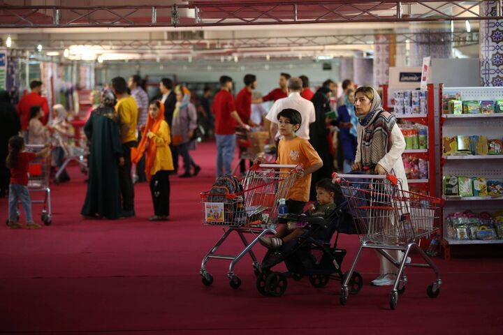 نهمین نمایشگاه ایراننوشت تمدید شد/ بازدید 40 هزار خانواده در 13 روز ابتدایی برگزاری نهمین نمایشگاه ایراننوشت تمدید شد/ بازدید 40 هزار خانواده در 13 روز ابتدایی برگزاری