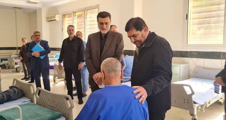 بازدید مخبر و قاضی زاده هاشمی از آسایشگاه جانبازان اعصاب و روان «نیایش» بازدید مخبر و قاضی زاده هاشمی از آسایشگاه جانبازان اعصاب و روان «نیایش»