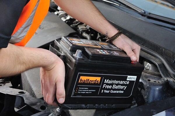 انواع باتری خودرو را چند بخریم؟
