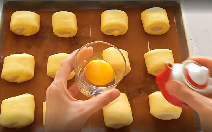 طرز تهیه شیرینی دانمارکی نرم و خوشمزه + فیلم