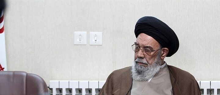 هشدار امام جمعه اصفهان نسبت به تبعیت نوجوانان و جوانان از فرهنگ غلط غرب هشدار امام جمعه اصفهان نسبت به تبعیت نوجوانان و جوانان از فرهنگ غلط غرب