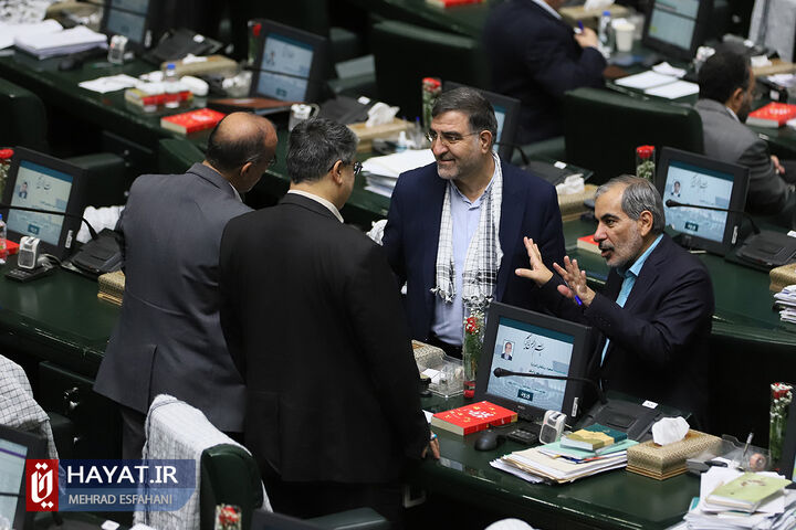 تصویب انتشار گزارش مالی بانکها و مؤسسات اعتباری غیر بانکی تصویب انتشار گزارش مالی بانکها و مؤسسات اعتباری غیر بانکی