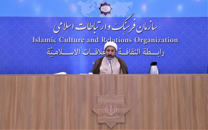 باید ترجمه ای مناسب فهم جوانان برای قرآن ارائه دهیم باید ترجمه ای مناسب فهم جوانان برای قرآن ارائه دهیم