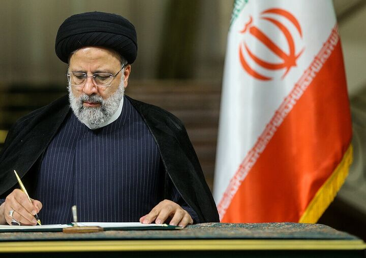 پرتاب موفق ماهواره نور۳ نشانه دیگری از شکست پروژه تحریم دشمن است پرتاب موفق ماهواره نور۳ نشانه دیگری از شکست پروژه تحریم دشمن است