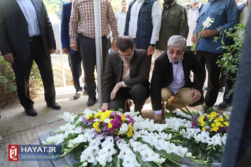 تصاویر/ مراسم غبار روبی گلزار شهدای تهران با حضور رئیس بنیاد شهید و امور ایثارگران