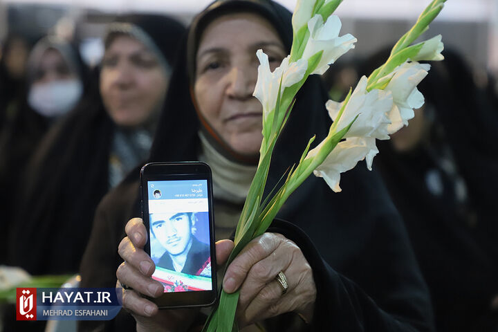 مراسم غبار روبی گلزار شهدای تهران با حضور رئیس بنیاد شهید و امور ایثارگران