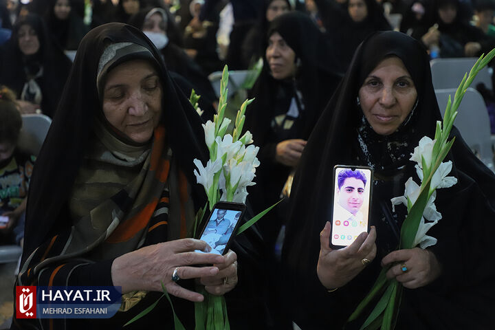 مراسم غبار روبی گلزار شهدای تهران با حضور رئیس بنیاد شهید و امور ایثارگران