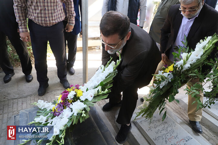 مراسم غبار روبی گلزار شهدای تهران با حضور رئیس بنیاد شهید و امور ایثارگران