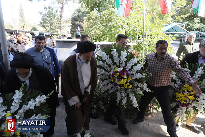 مراسم غبار روبی گلزار شهدای تهران با حضور رئیس بنیاد شهید و امور ایثارگران