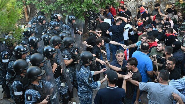 درگیری در نزدیکی سفارت آذربایجان در بیروت درگیری در نزدیکی سفارت آذربایجان در بیروت