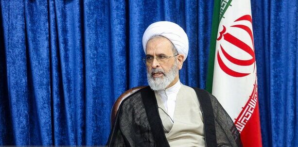 نص قرآنی و حدیثی پایههای مهم احیای تمدن اسلامی هستند نص قرآنی و حدیثی پایههای مهم احیای تمدن اسلامی هستند