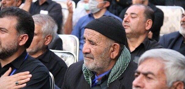 اجلاس پیرغلامان حسینی الگوشناسی میکند اجلاس پیرغلامان حسینی الگوشناسی میکند