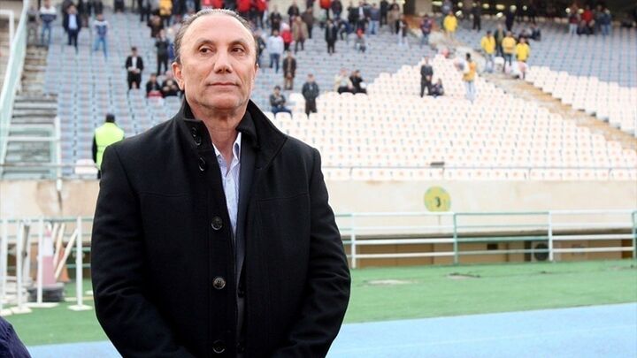 داوران را برای سوت زدن علیه پرسپولیس تحت فشار گذاشتند داوران را برای سوت زدن علیه پرسپولیس تحت فشار گذاشتند