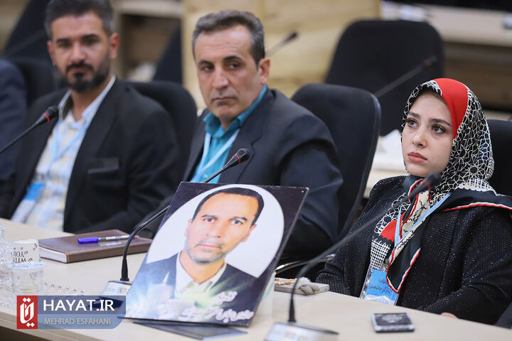 مراسم تجلیل از خانواده های اهدا کننده عضو شهدا و ایثارگران