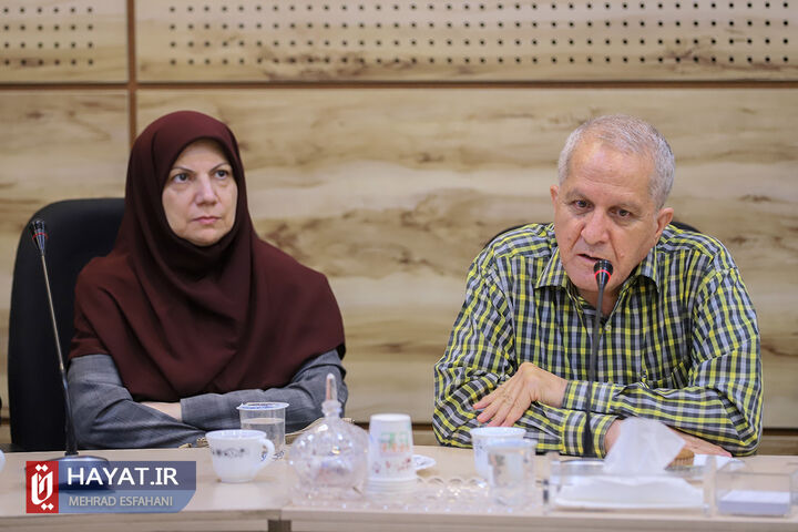 مراسم تجلیل از خانواده های اهدا کننده عضو شهدا و ایثارگران