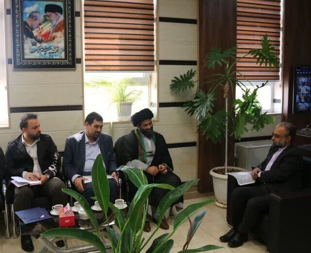 آمران به معروف و ناهیان از منکر، بازوان دستگاه قضایی در پیشگیری از جرائم و آسیبهای اجتماعی آمران به معروف و ناهیان از منکر، بازوان دستگاه قضایی در پیشگیری از جرائم و آسیبهای اجتماعی