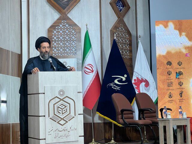 هیچ قدرتی نمیتواند در مقابل جهان اسلام متحد، قرار گیرد هیچ قدرتی نمیتواند در مقابل جهان اسلام متحد، قرار گیرد