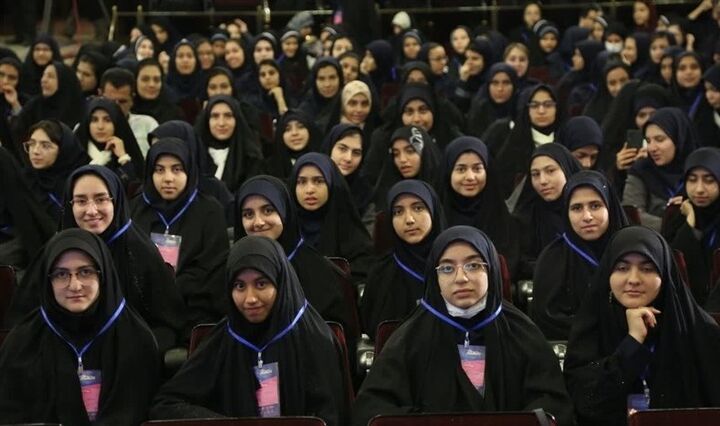 پژوهشگران جوان دنیا برای موفقیت و تعالی از دانشمندان بزرگ ایرانی الگوبرداری کنند پژوهشگران جوان دنیا برای موفقیت و تعالی از دانشمندان بزرگ ایرانی الگوبرداری کنند