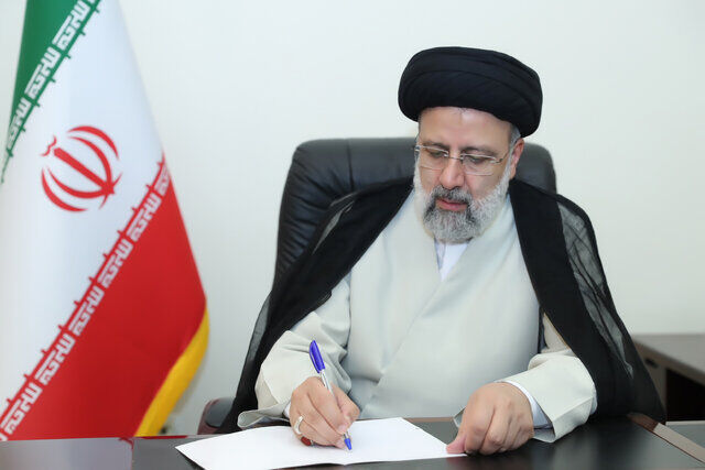 ابلاغ قانون انتخابات مجلس خبرگان رهبری توسط رئیس جمهور ابلاغ قانون انتخابات مجلس خبرگان رهبری توسط رئیس جمهور