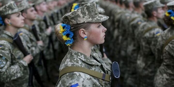 زنان اوکراین وارد نیروهای مسلح میشوند زنان اوکراین وارد نیروهای مسلح میشوند