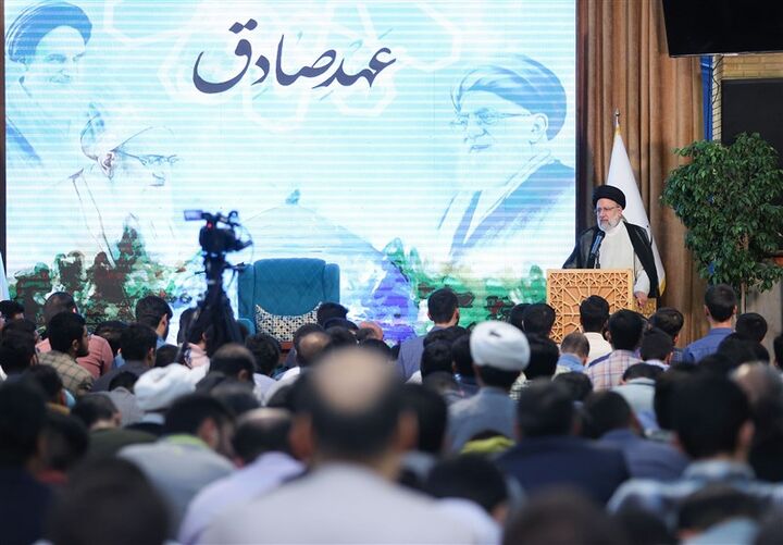 دولت مردمی به دنبال ایجاد یک نظام اداری کارآمد و عادلانه است دولت مردمی به دنبال ایجاد یک نظام اداری کارآمد و عادلانه است