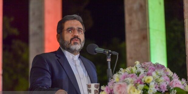 سیاست ما گسترش فرهنگ و هنر کشور است اما سیاست بدخواهان خاموشی این عرصه است سیاست ما گسترش فرهنگ و هنر کشور است اما سیاست بدخواهان خاموشی این عرصه است